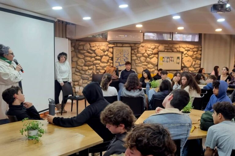 סיור מודרך ב״זומו״