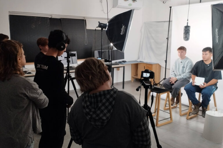 עם הפנים למחצית - שכבת כנרת | ניו מדיה